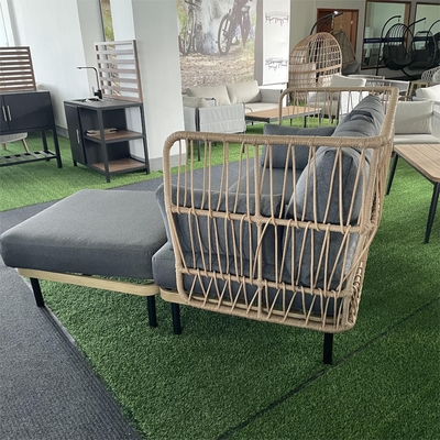現代的な屋外ガーデン家具 アルミ ビストロ ラタンソファ 贅沢なディナーセット