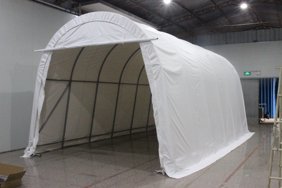 バックヤードと屋外キャンプ用の充気式駐車場 洗車シェルター 400*730*330cm