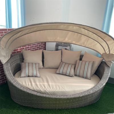 カスタマイズされたカラービストロセット モダンデザイン アルミラタンソファ ティーポップテーブルセット