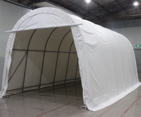 駐車場 スチールガルバン化フレームとPE屋根材料の大きな屋根付きガレージテント